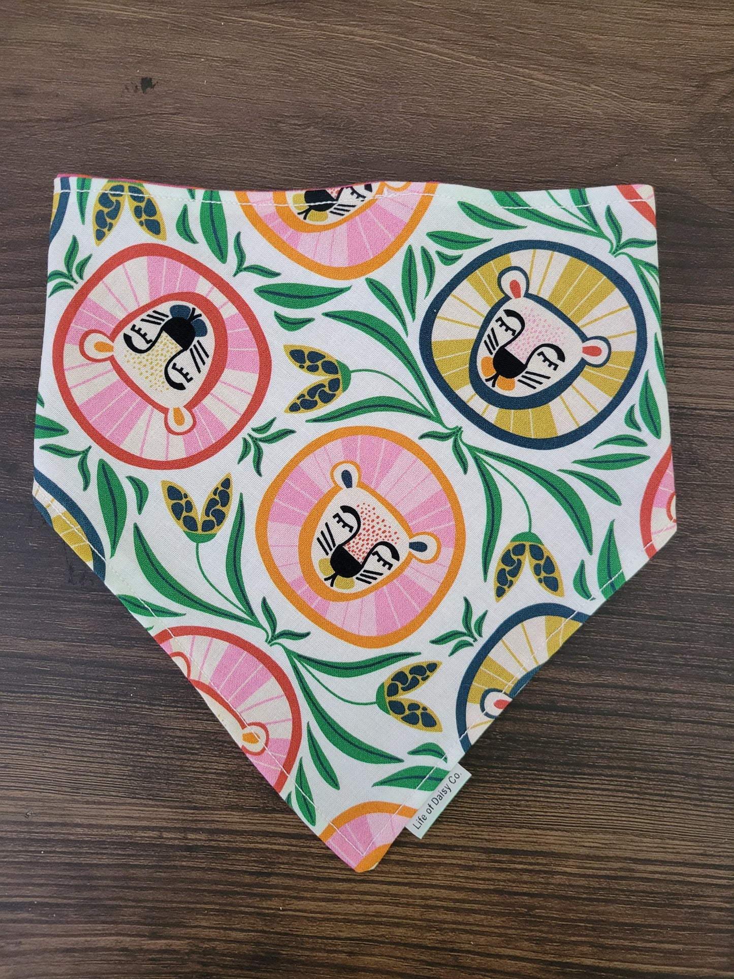 Lioness Den bandana