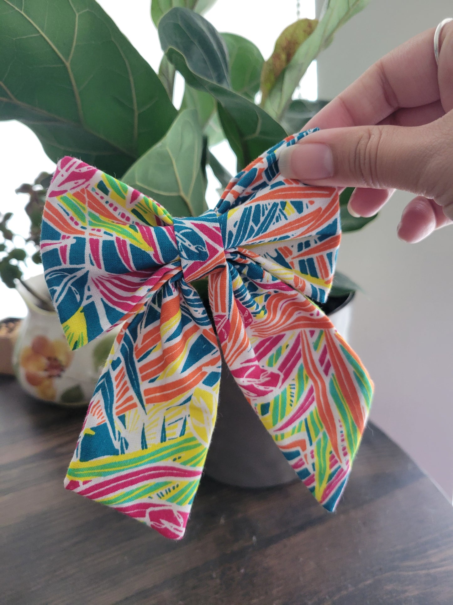 All Inclusive over the collar bow
