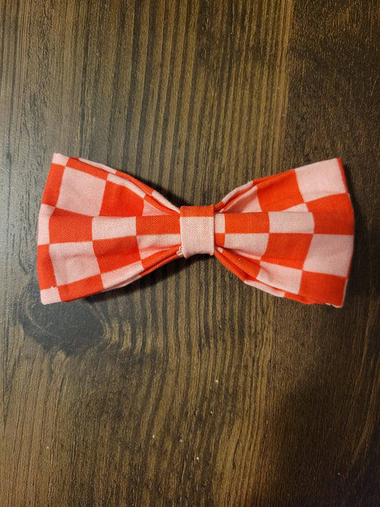 Vday Checkered over the collar bow